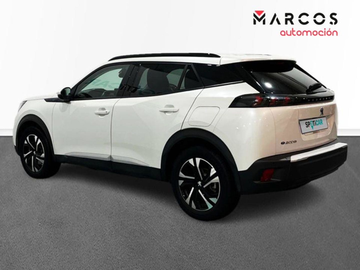 Peugeot e-2008 Eléctrico Allure 100 kW (136 CV)