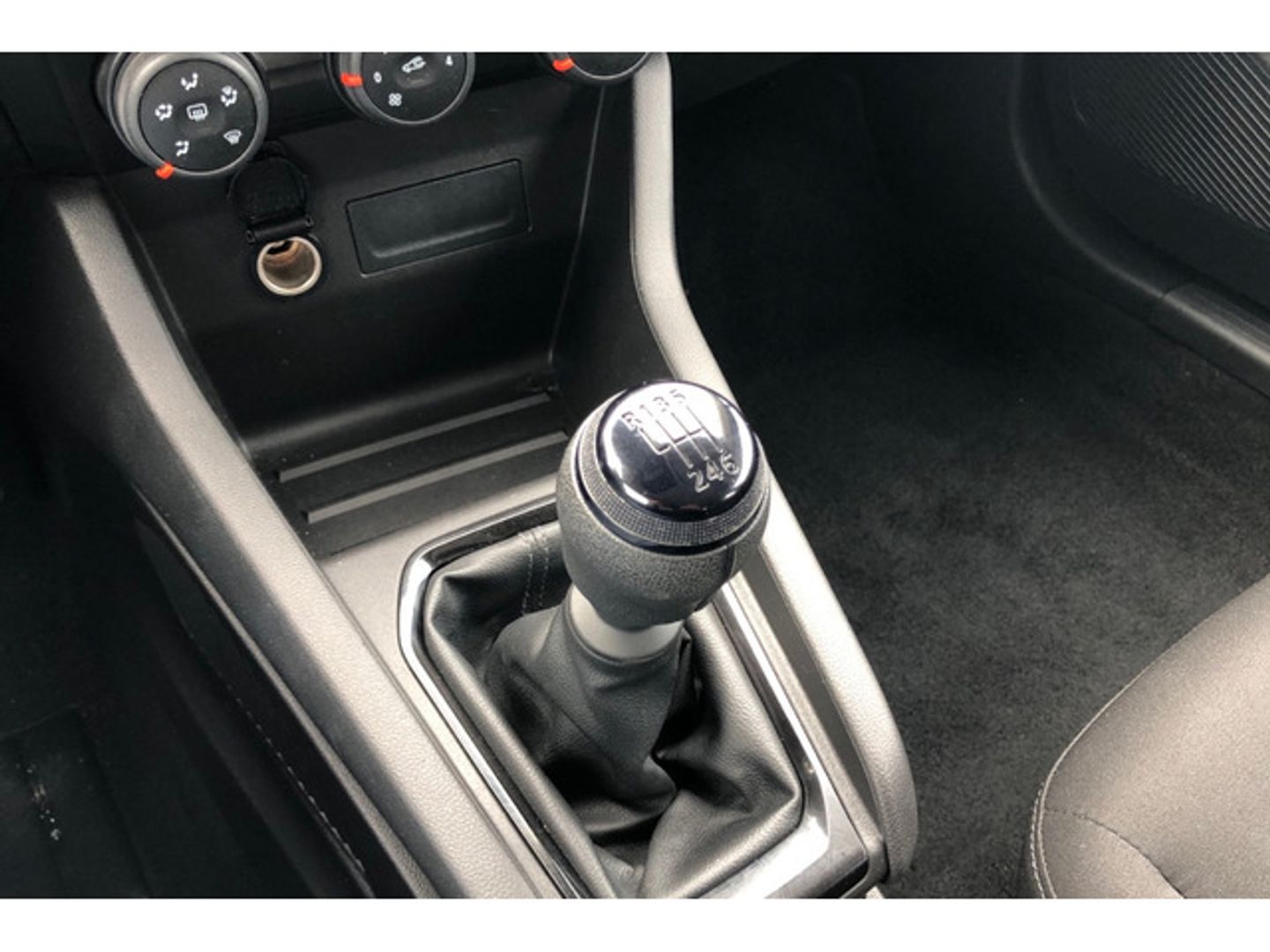 Renault Clio Business TCe 66 kW (90 CV)