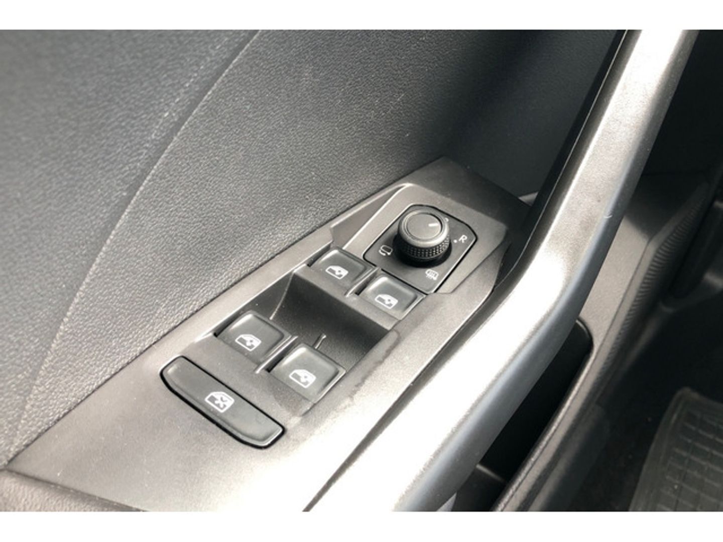 Volkswagen T-Cross Advance 1.0 TSI 70 kW (95 CV)