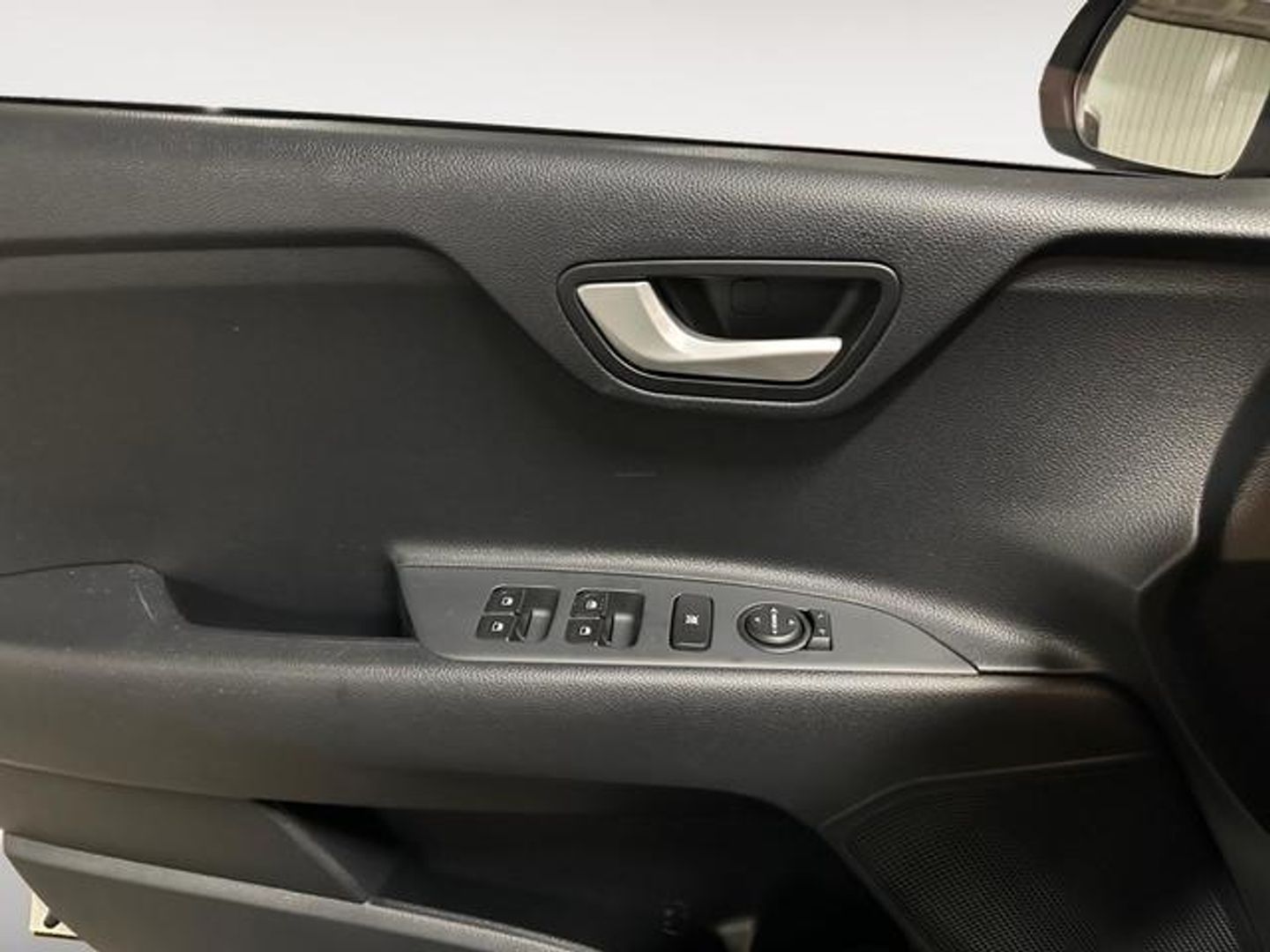 Kia Stonic 1.0 T-GDi MHEV MT Concept 74 kW (100 CV)
