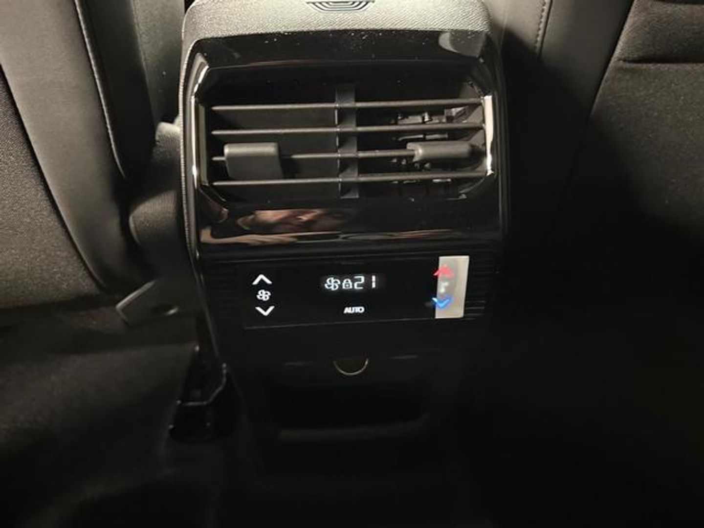 Peugeot 3008 Allure Hybrid eDCS6 100 kW (136 CV)