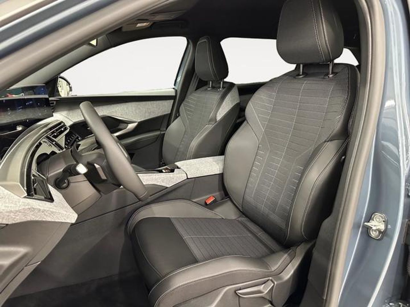 Peugeot 3008 Allure Hybrid eDCS6 100 kW (136 CV)