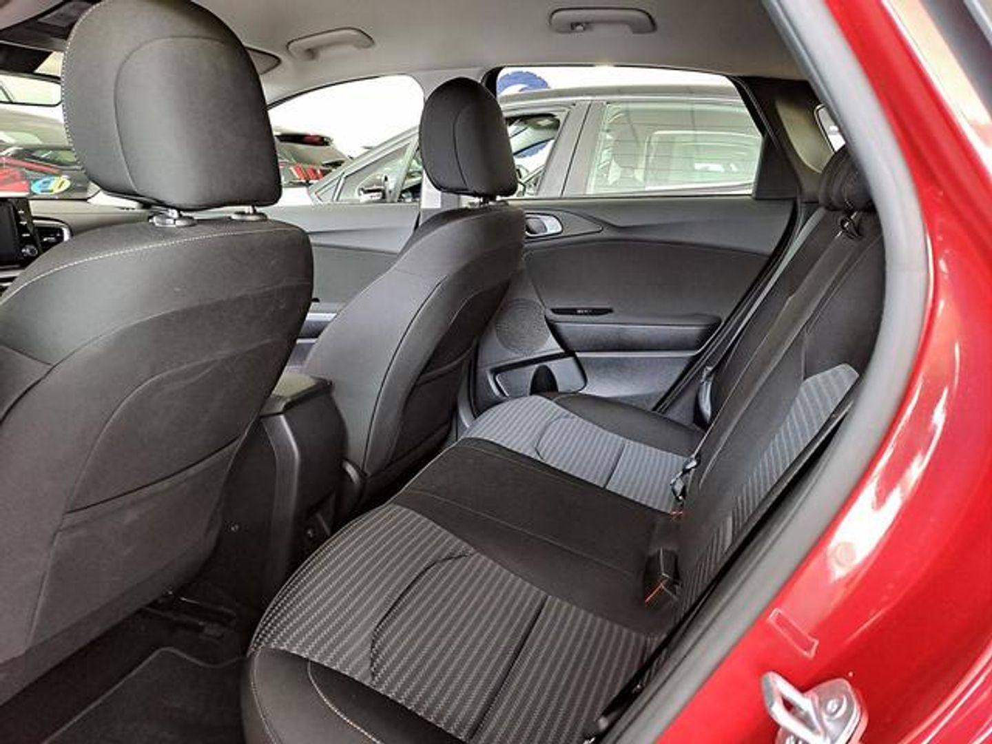 Kia Ceed 1.6 MHEV iMT Drive 100 kW (136 CV)