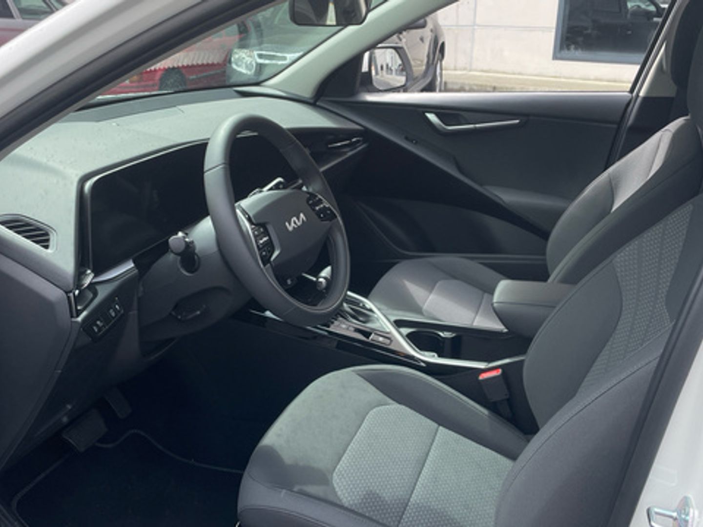 Kia Niro 1.6 GDi HEV Concept 95 kW (129 CV)