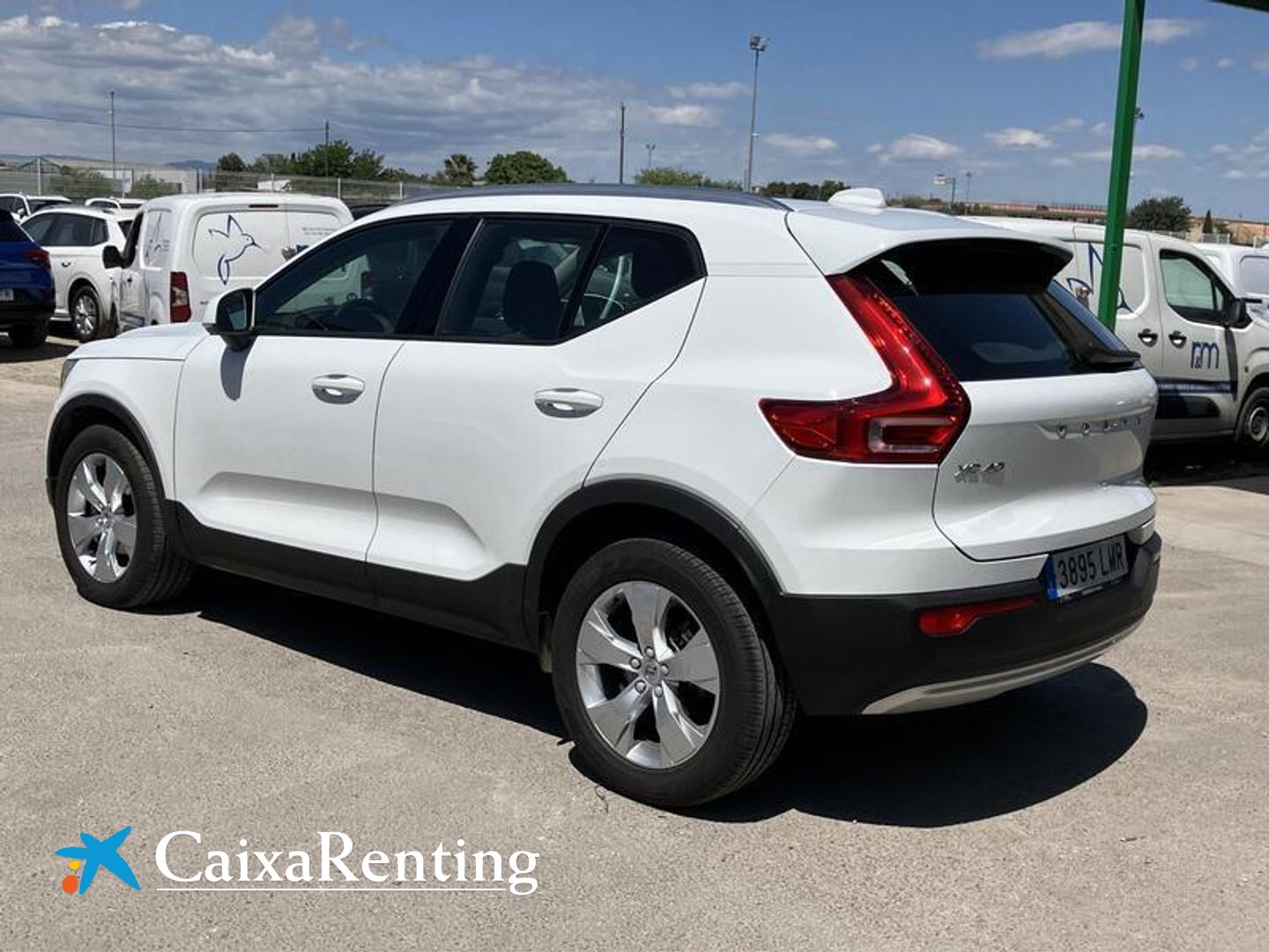 Volvo XC40 T3 Momentum Pro Auto 120 kW (163 CV)
