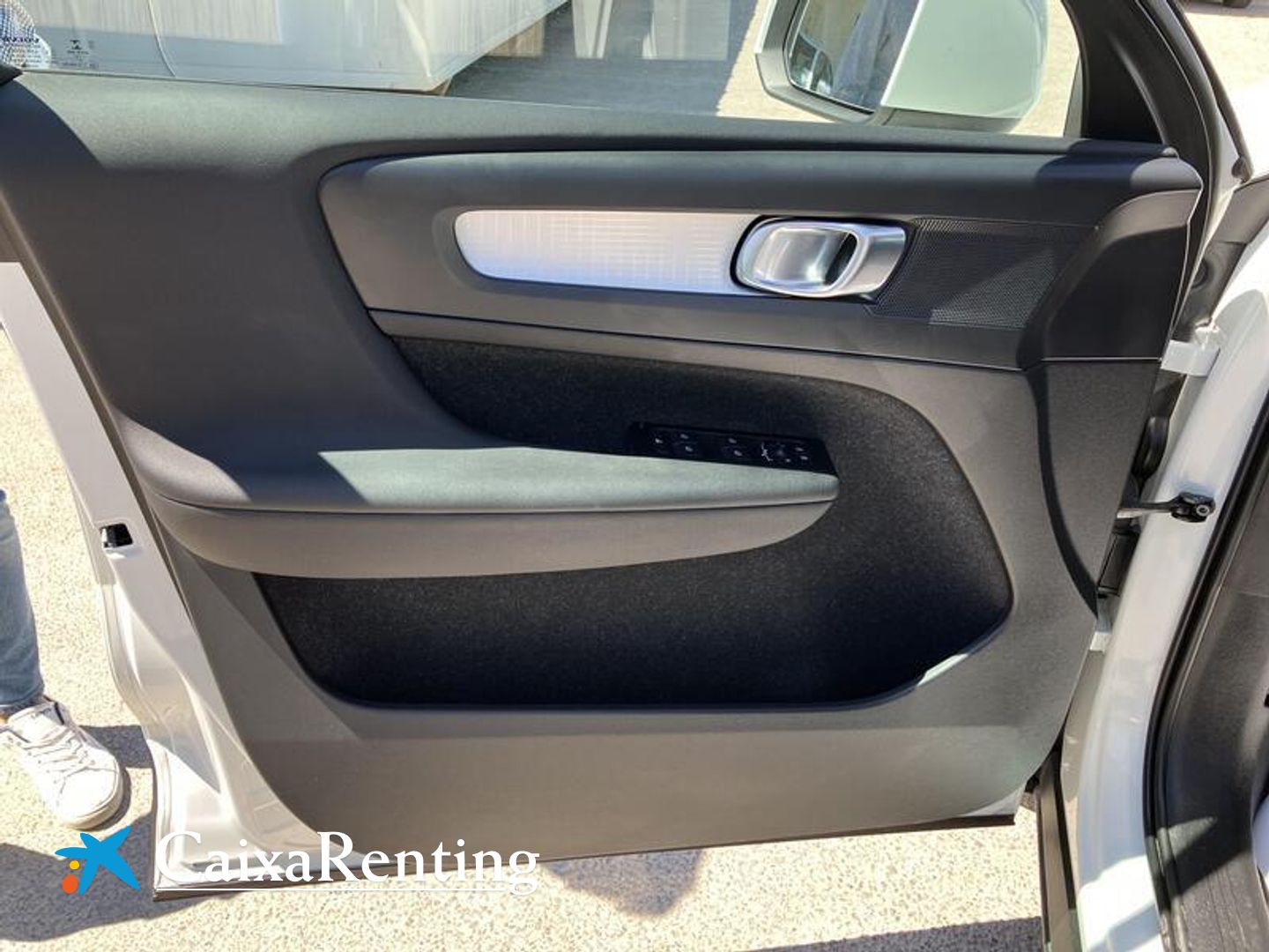 Volvo XC40 T3 Momentum Pro Auto 120 kW (163 CV)
