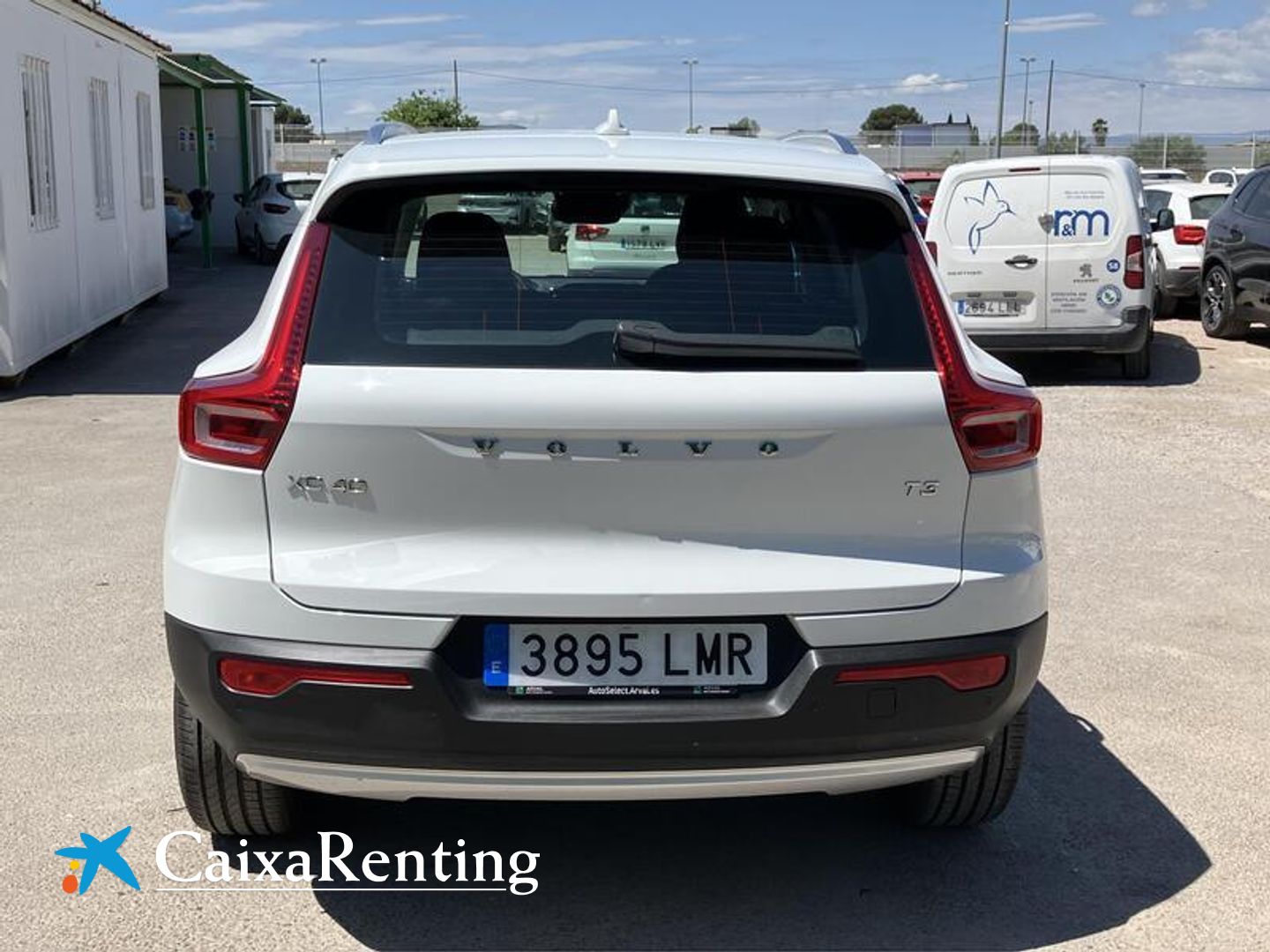 Volvo XC40 T3 Momentum Pro Auto 120 kW (163 CV)