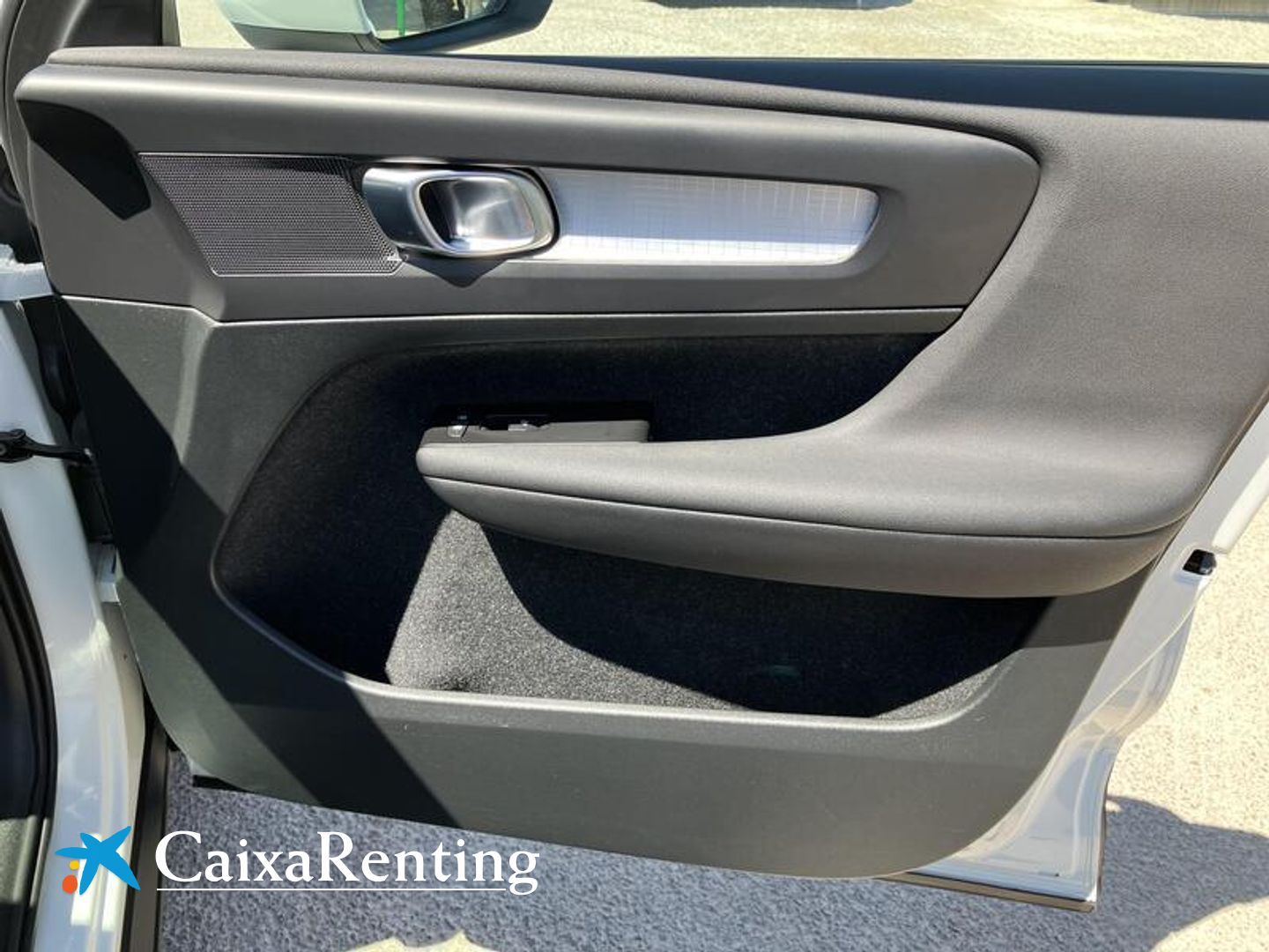 Volvo XC40 T3 Momentum Pro Auto 120 kW (163 CV)