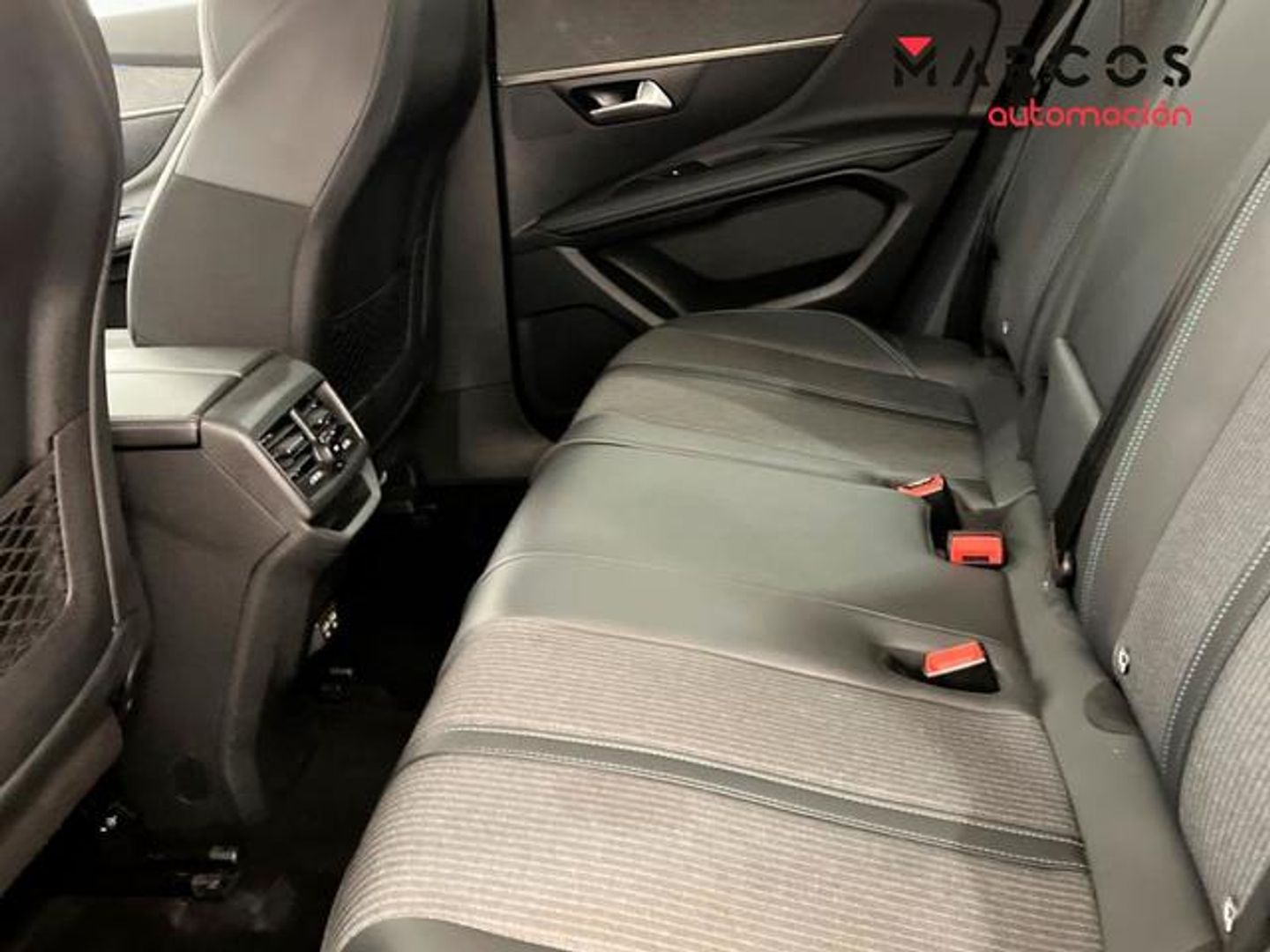 Peugeot 3008 PureTech 130 S&S Allure Pack 96 kW (130 CV)