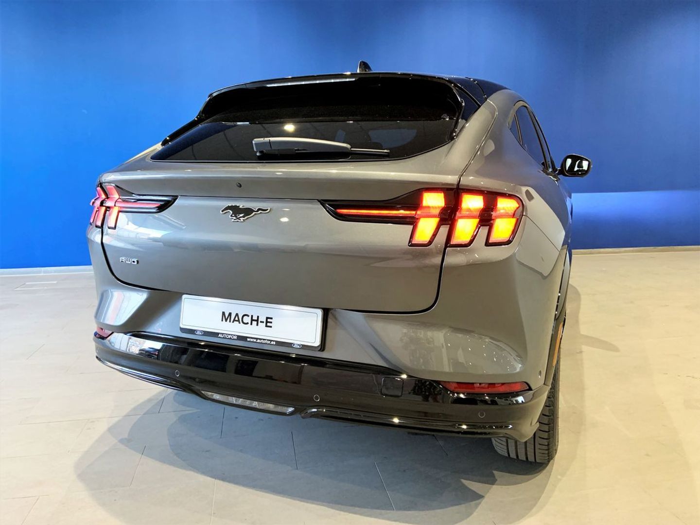 Ford Mustang Mach-E Premium AWD Batería 98.8Kwh 216 kW (294 CV)