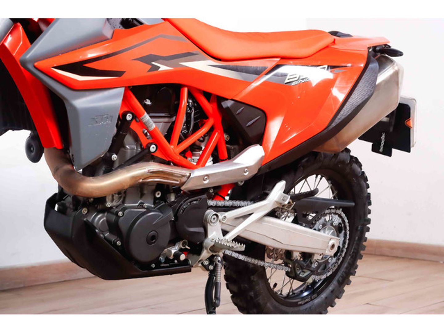 KTM SMC R 690