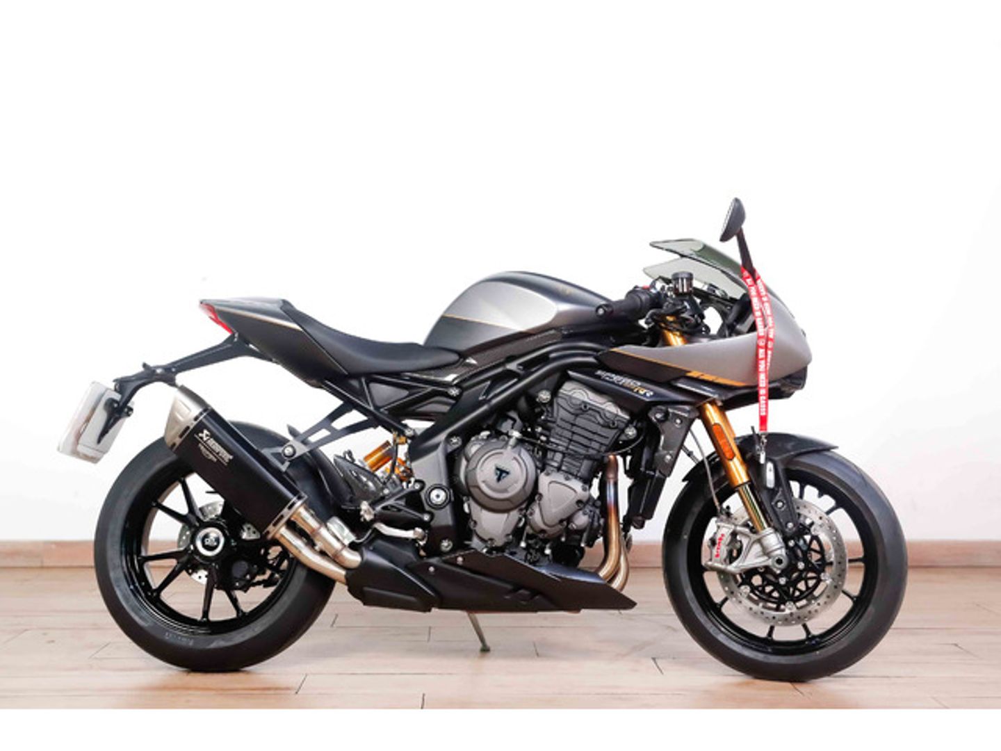 Triumph SPEED TRIPLE 1200 RR Breitling Edition Gris Plata Motorcycle