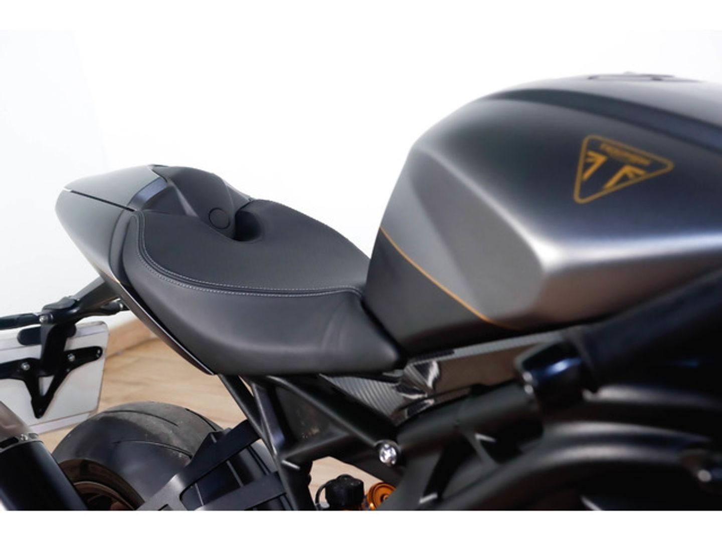 Triumph SPEED TRIPLE 1200 RR Breitling Edition