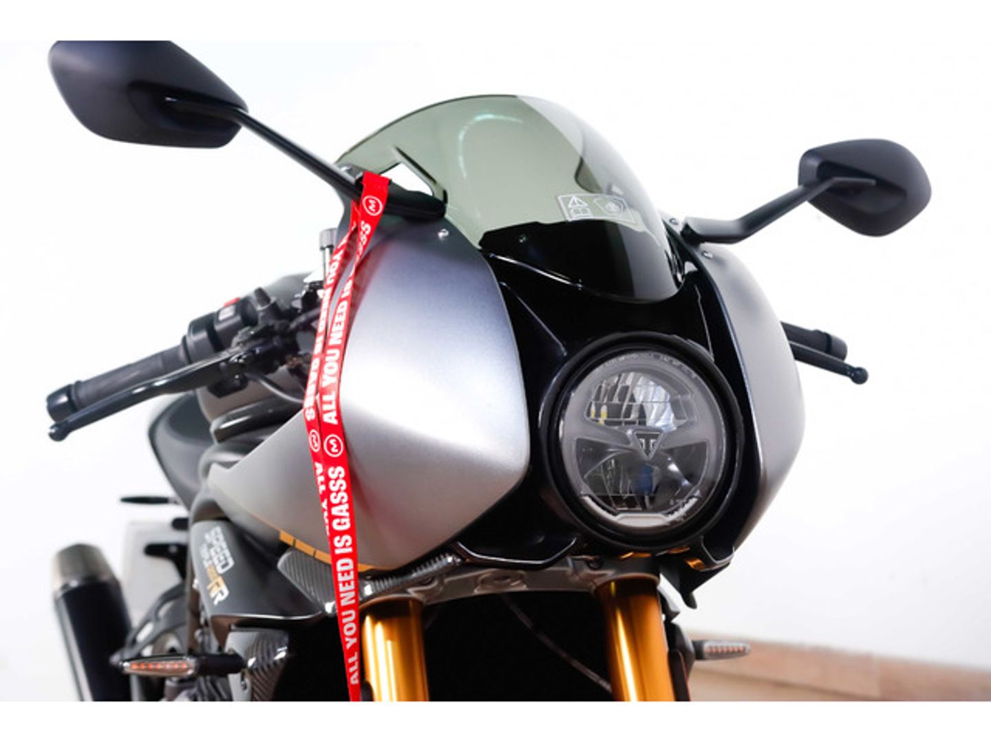 Triumph SPEED TRIPLE 1200 RR Breitling Edition