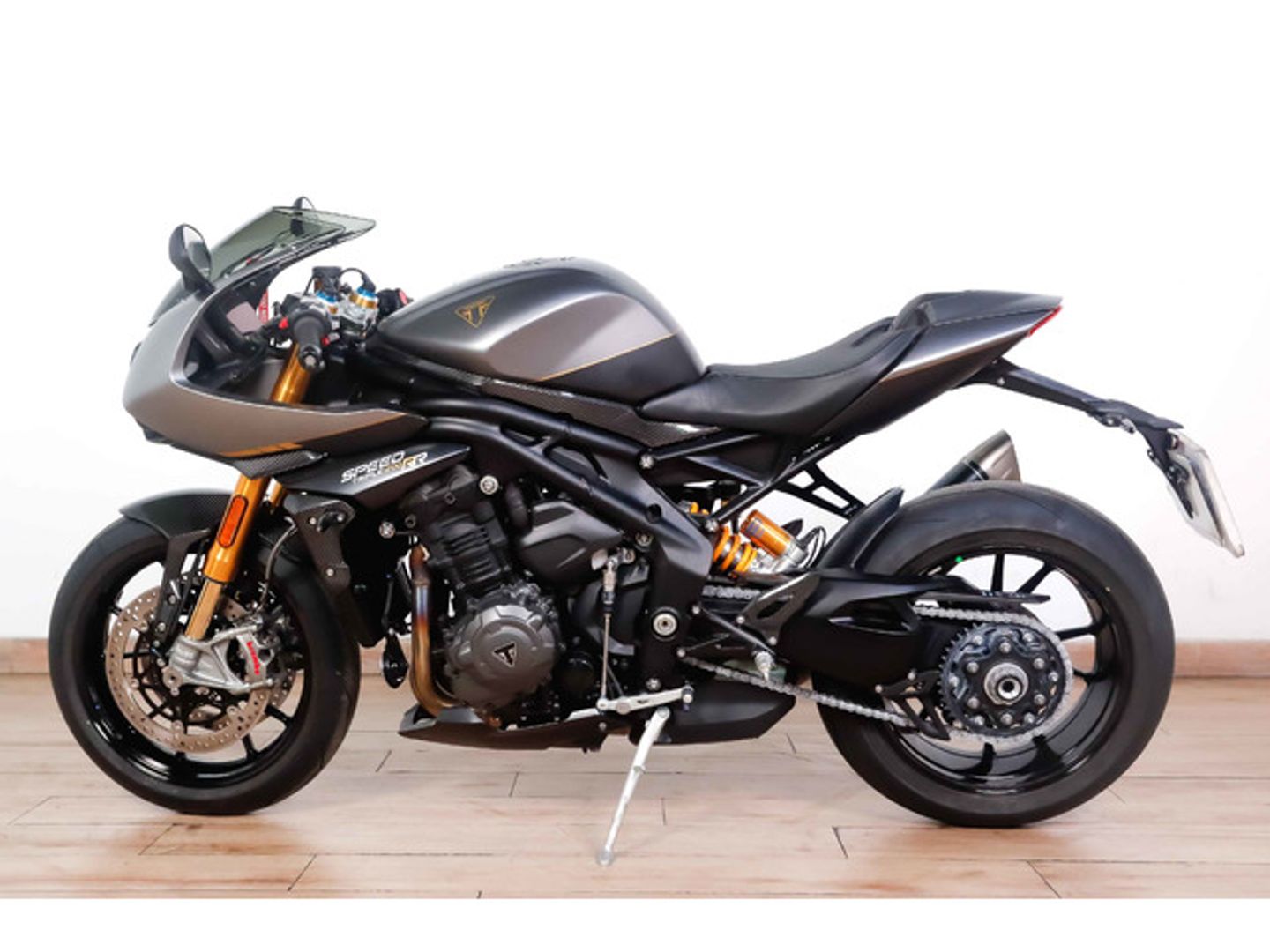 Triumph SPEED TRIPLE 1200 RR Breitling Edition