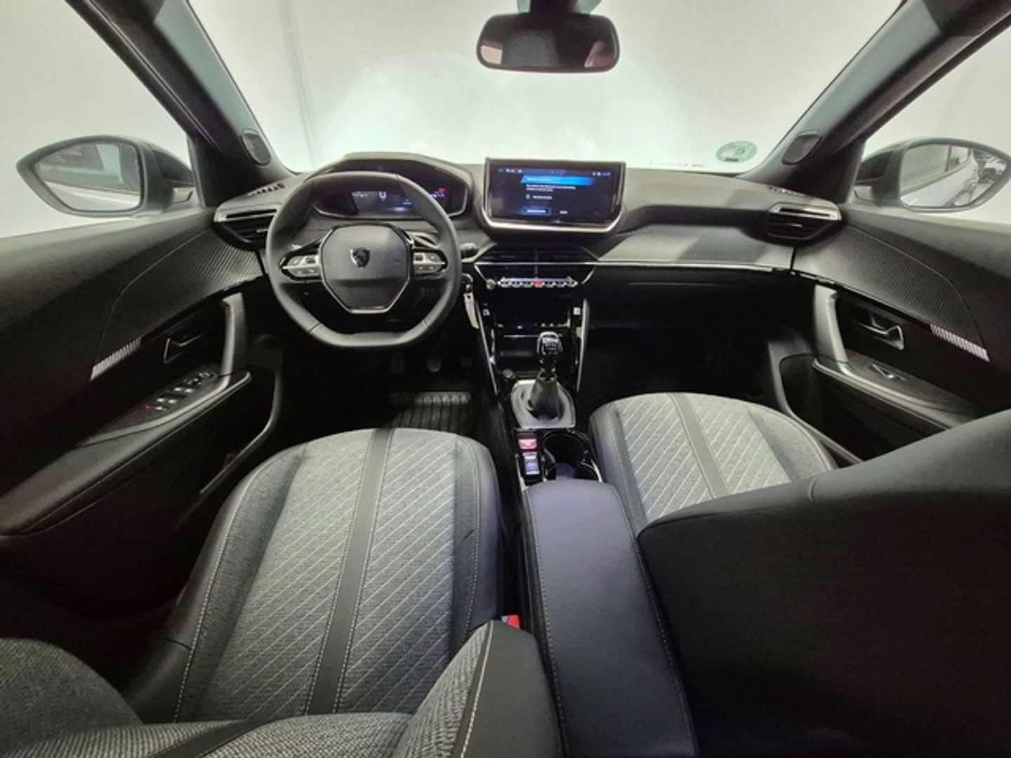 Peugeot 2008 PureTech 100 S&S Allure 75 kW (100 CV)