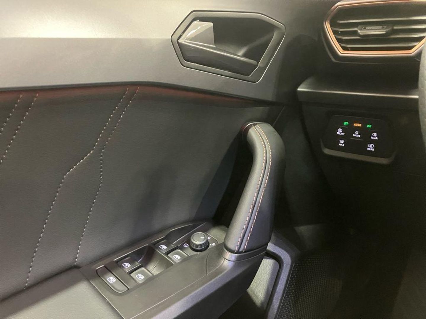 CUPRA León 1.5 eTSI DSG 110 kW (150 CV)