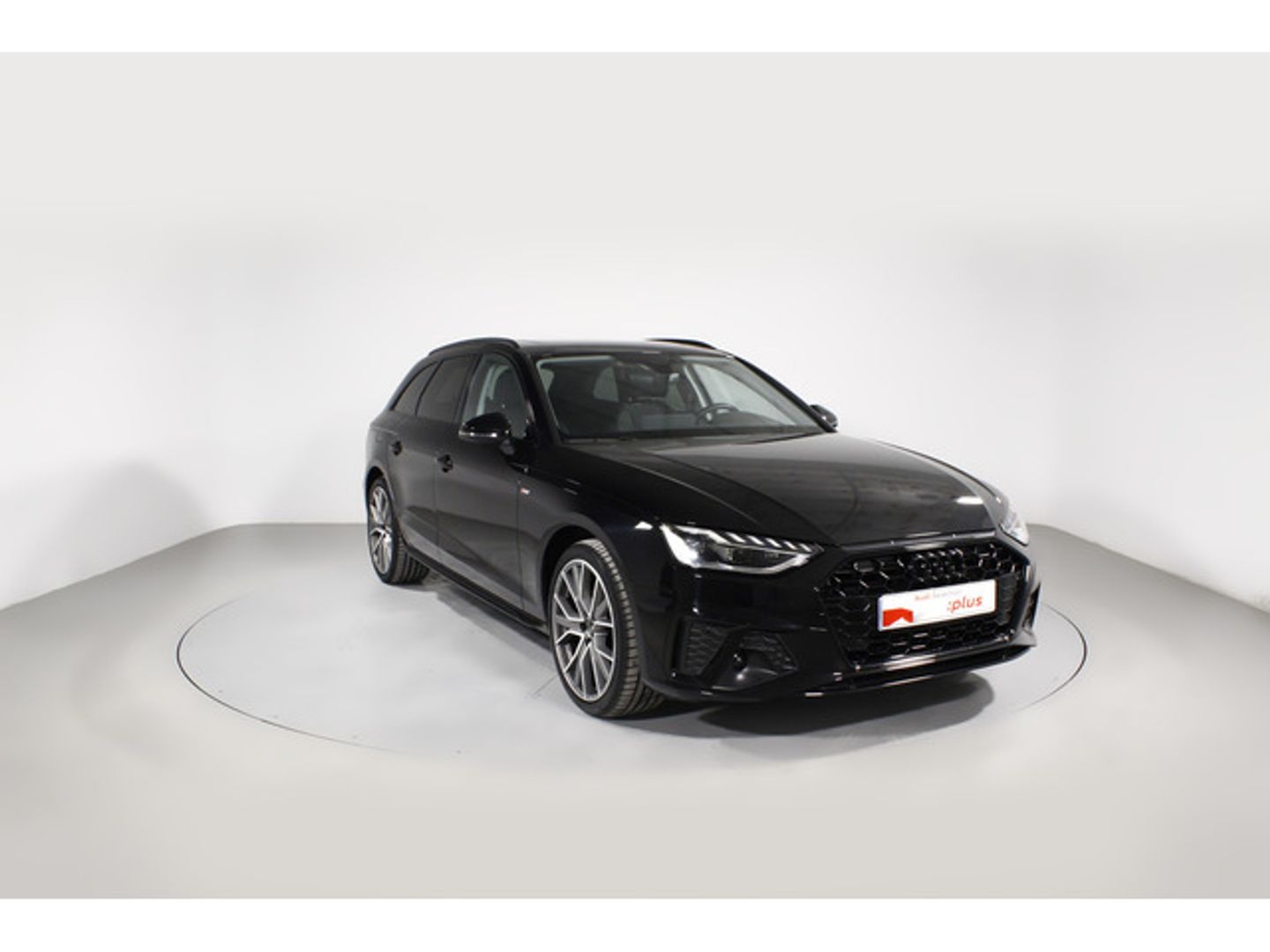 Audi A4 Avant Black line 35 TDI 120 kW (163 CV) S tronic Negro Familiar