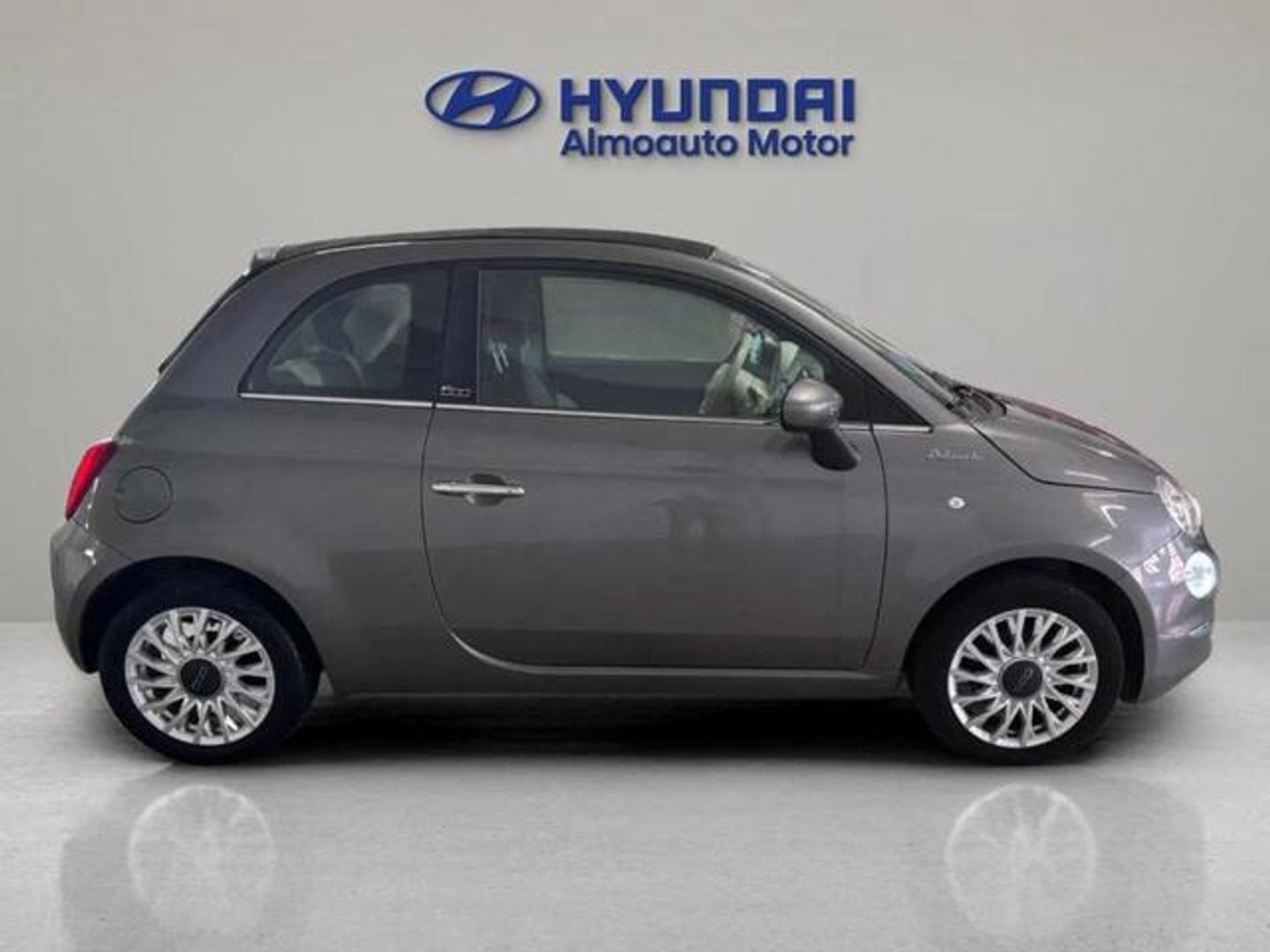 Fiat 500C 1.0 Hybrid Dolcevita 51 kW (70 CV)