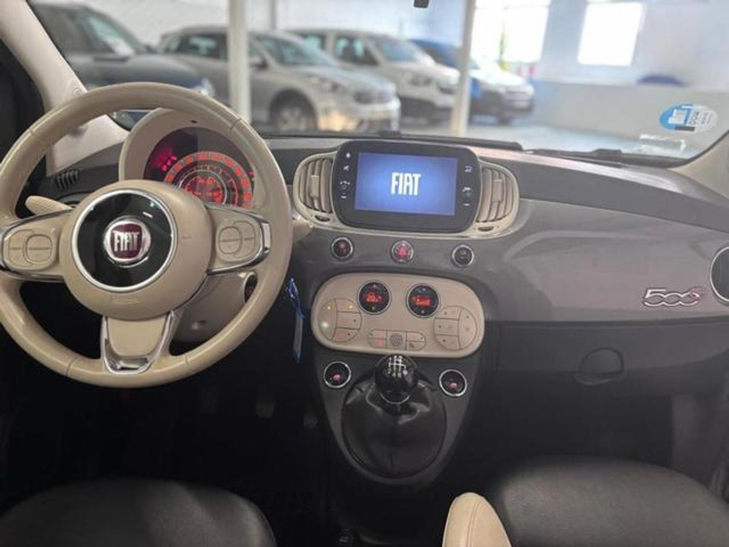 Fiat 500C 1.0 Hybrid Dolcevita 51 kW (70 CV)