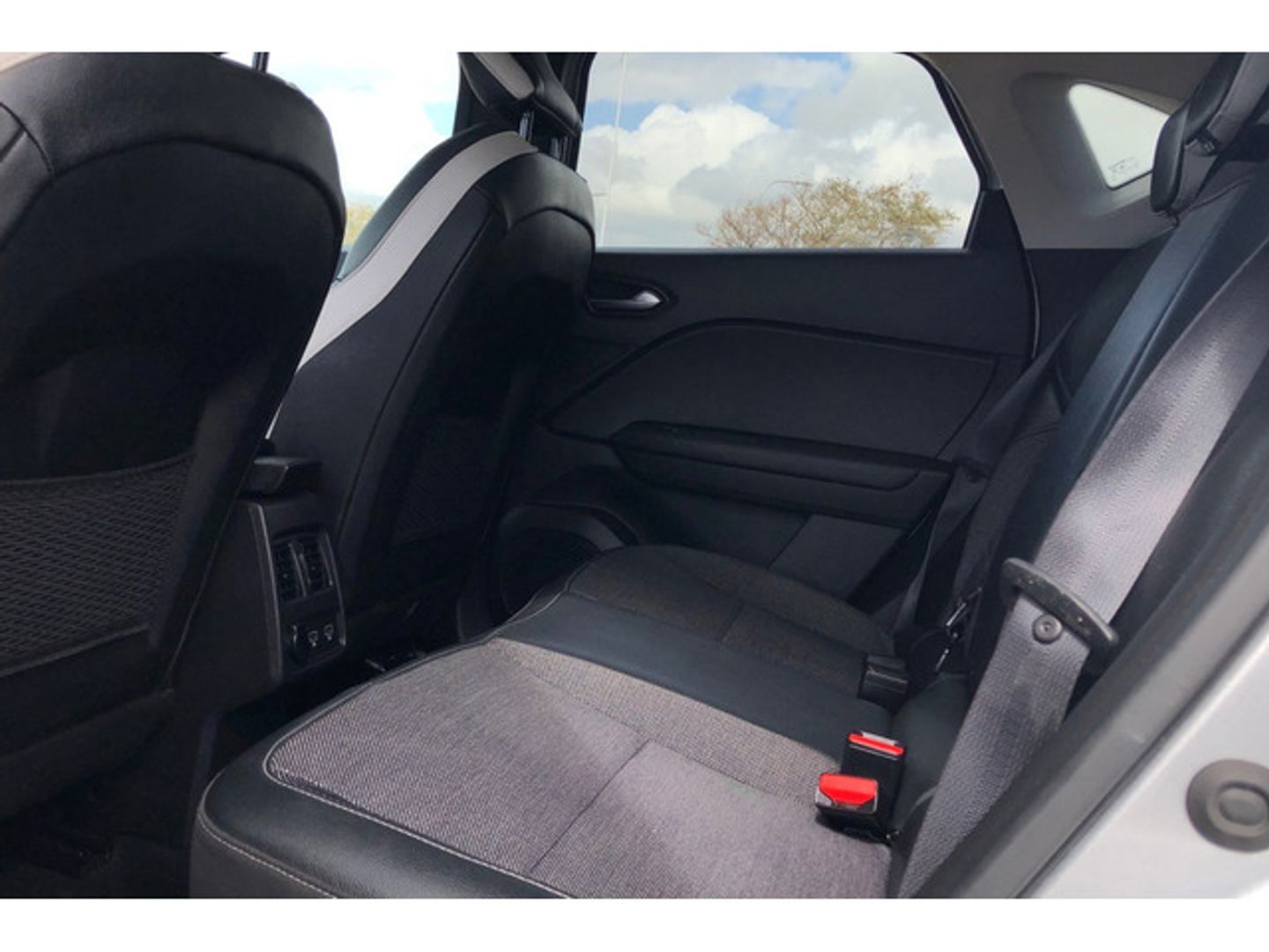 Renault Captur Zen TCe 66 kW (90 CV)