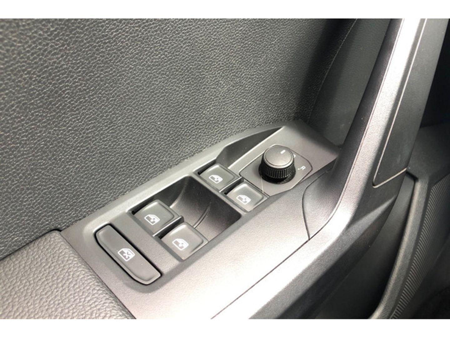 SEAT Arona 1.0 TSI Style XL Edition 81 kW (110 CV)