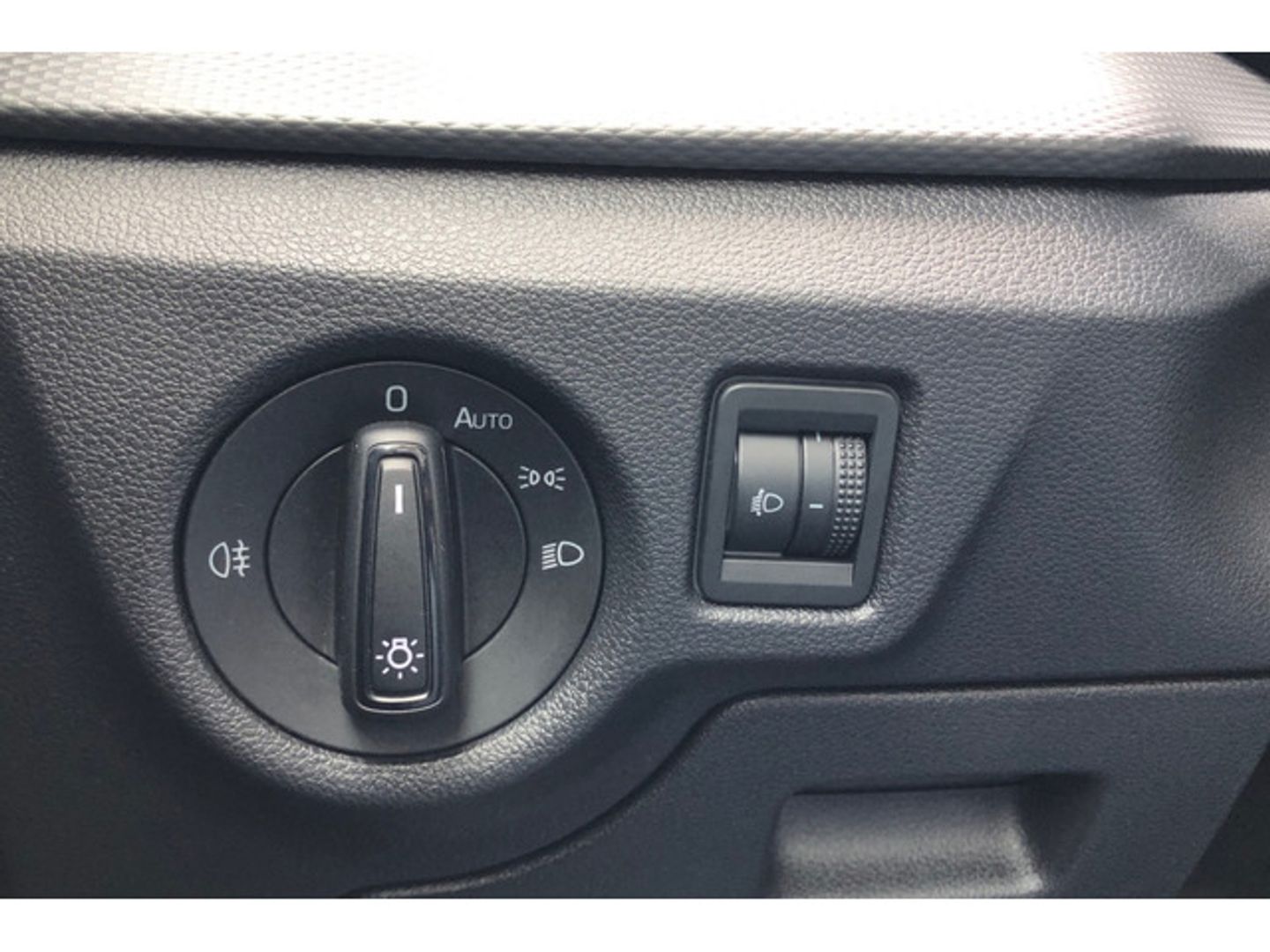 Skoda Kamiq 1.0 TSI Ambition 81 kW (110 CV)