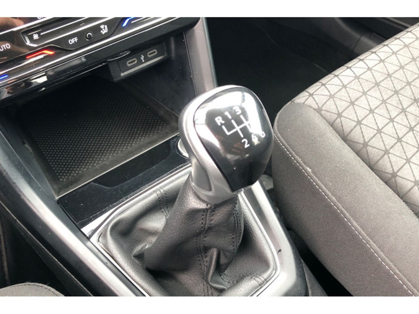 Volkswagen T-Cross Advance 1.0 TSI 81 kW (110 CV)