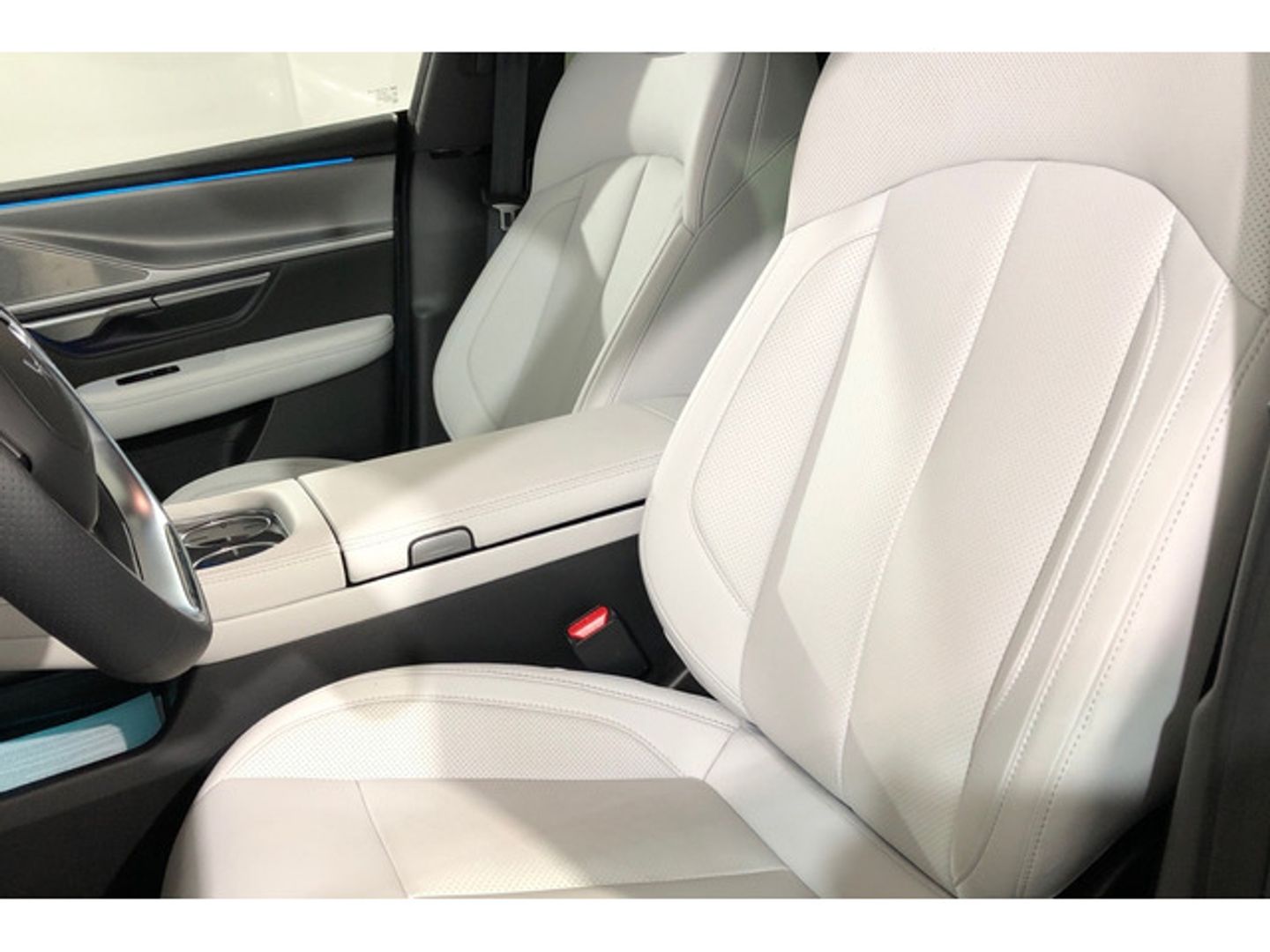 Xpeng P7 Long Range RWD 203 kW (276 CV)