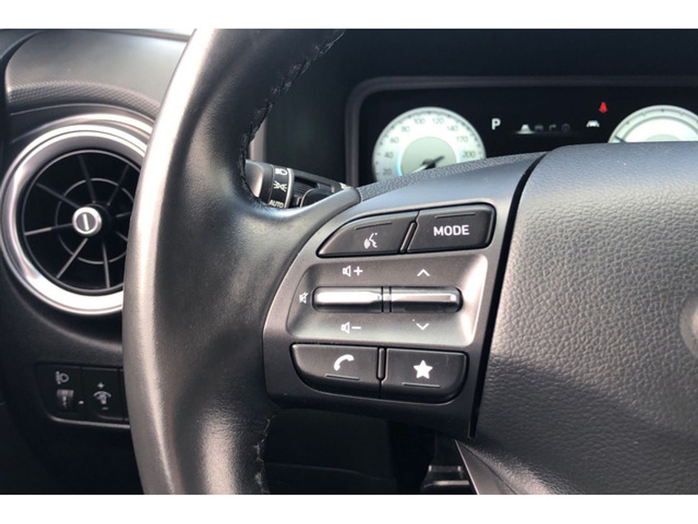 Hyundai Kona EV Tecno 2C 150 kW (204 CV)