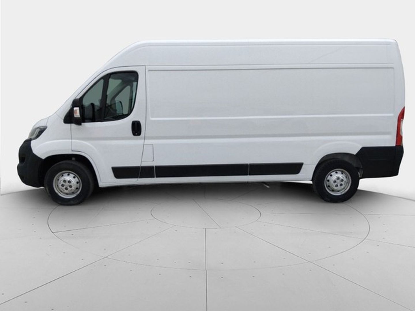 Peugeot Boxer Furgon BlueHDi 140 S&S Pack 335 L3 H2 103 kW (140 CV)