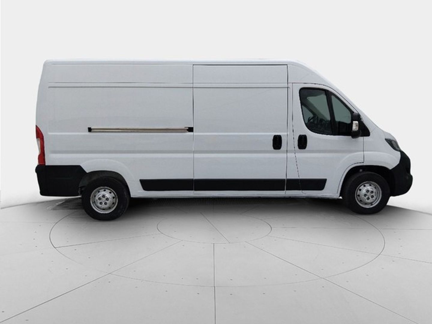 Peugeot Boxer Furgon BlueHDi 140 S&S Pack 335 L3 H2 103 kW (140 CV)