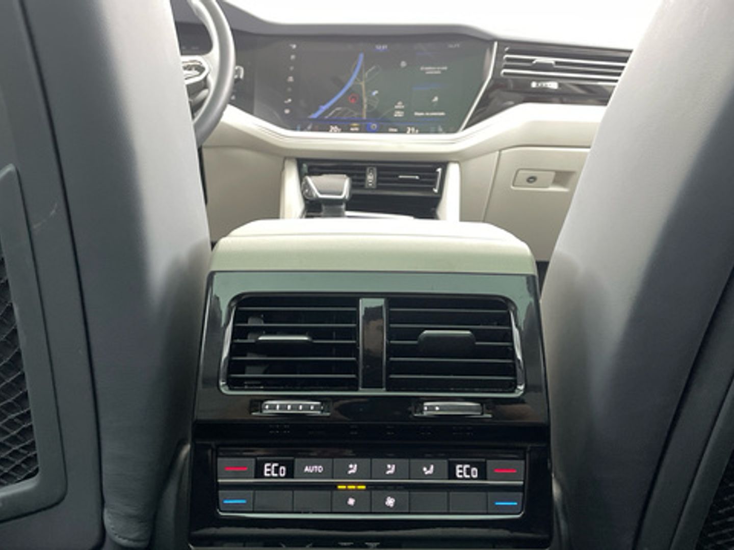 Volkswagen Touareg Elegance 3.0 V6 TSI eHybrid 4Motion 280 kW (381 CV) tiptronic