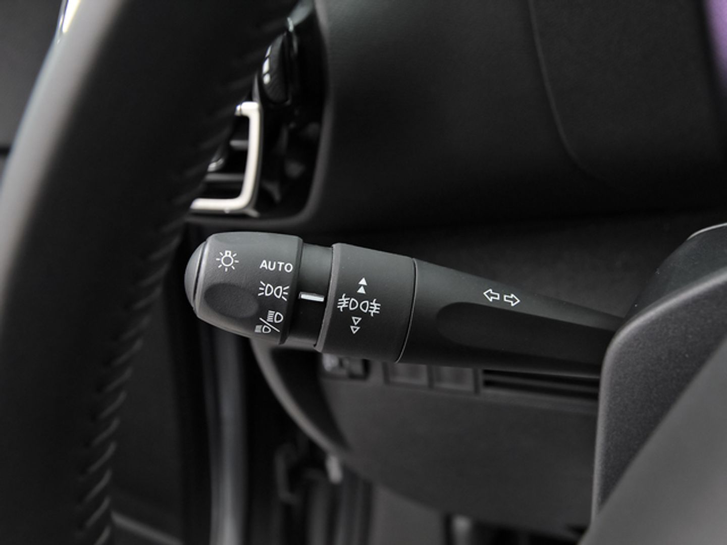 Citroen C4 PureTech 130 S&S 6v Feel Pack 96 kW (130 CV)