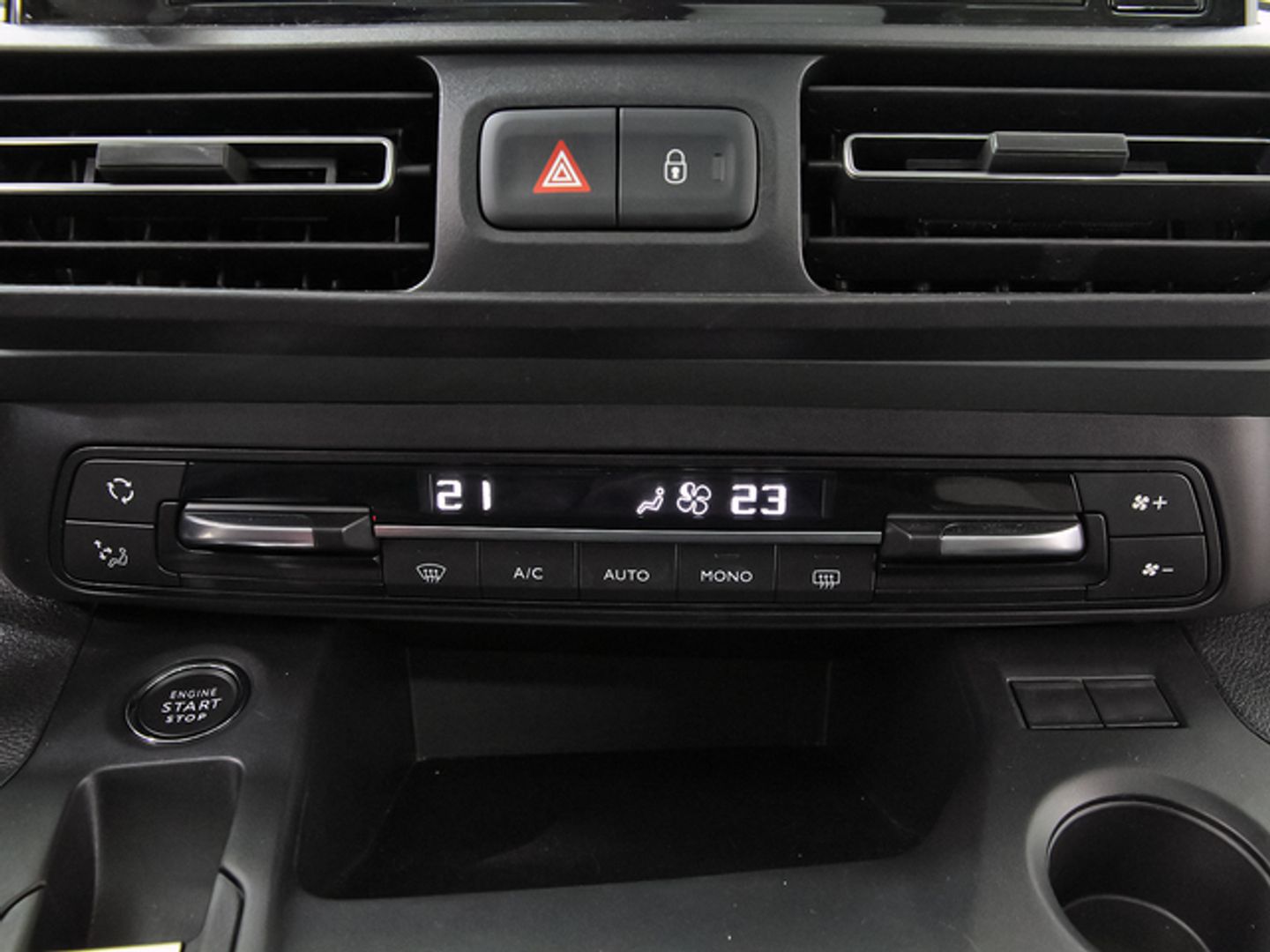 Citroen Berlingo BlueHDi 130 S&S Talla M Shine Business 96 kW (130 CV)