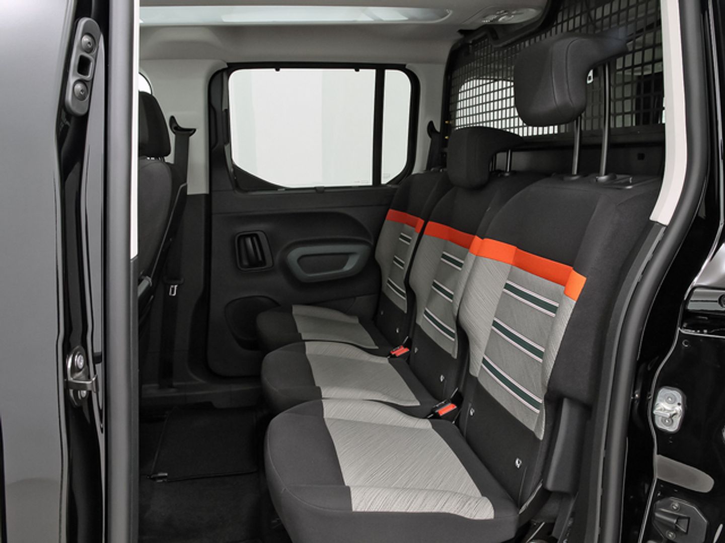 Citroen Berlingo BlueHDi 130 S&S Talla M Shine Business 96 kW (130 CV)