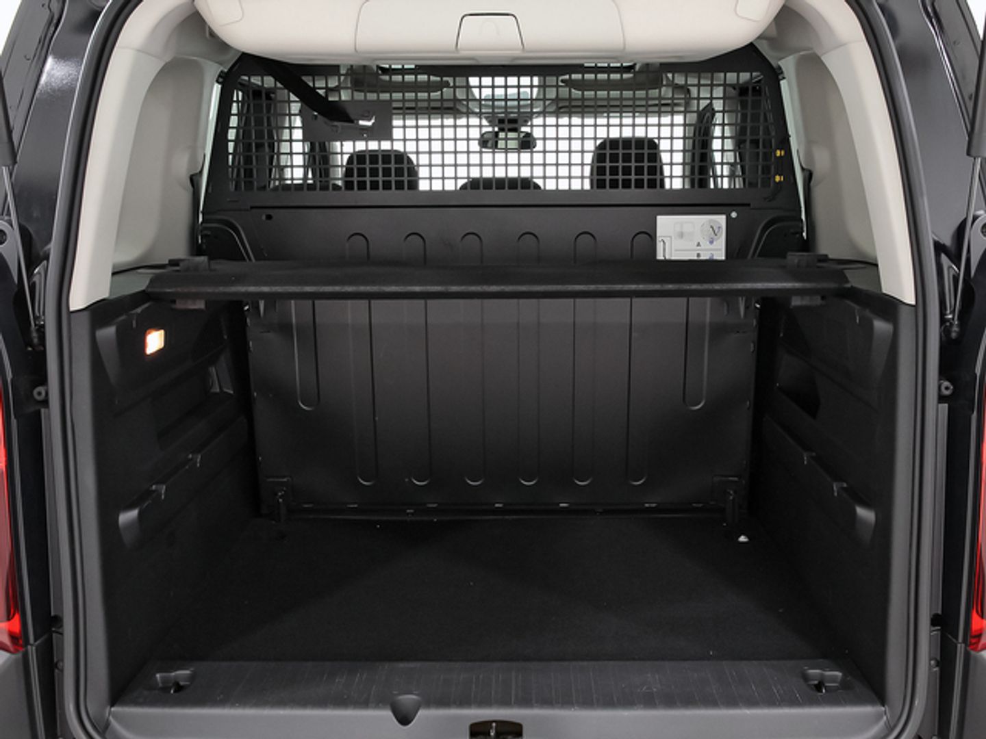 Citroen Berlingo BlueHDi 130 S&S Talla M Shine Business 96 kW (130 CV)