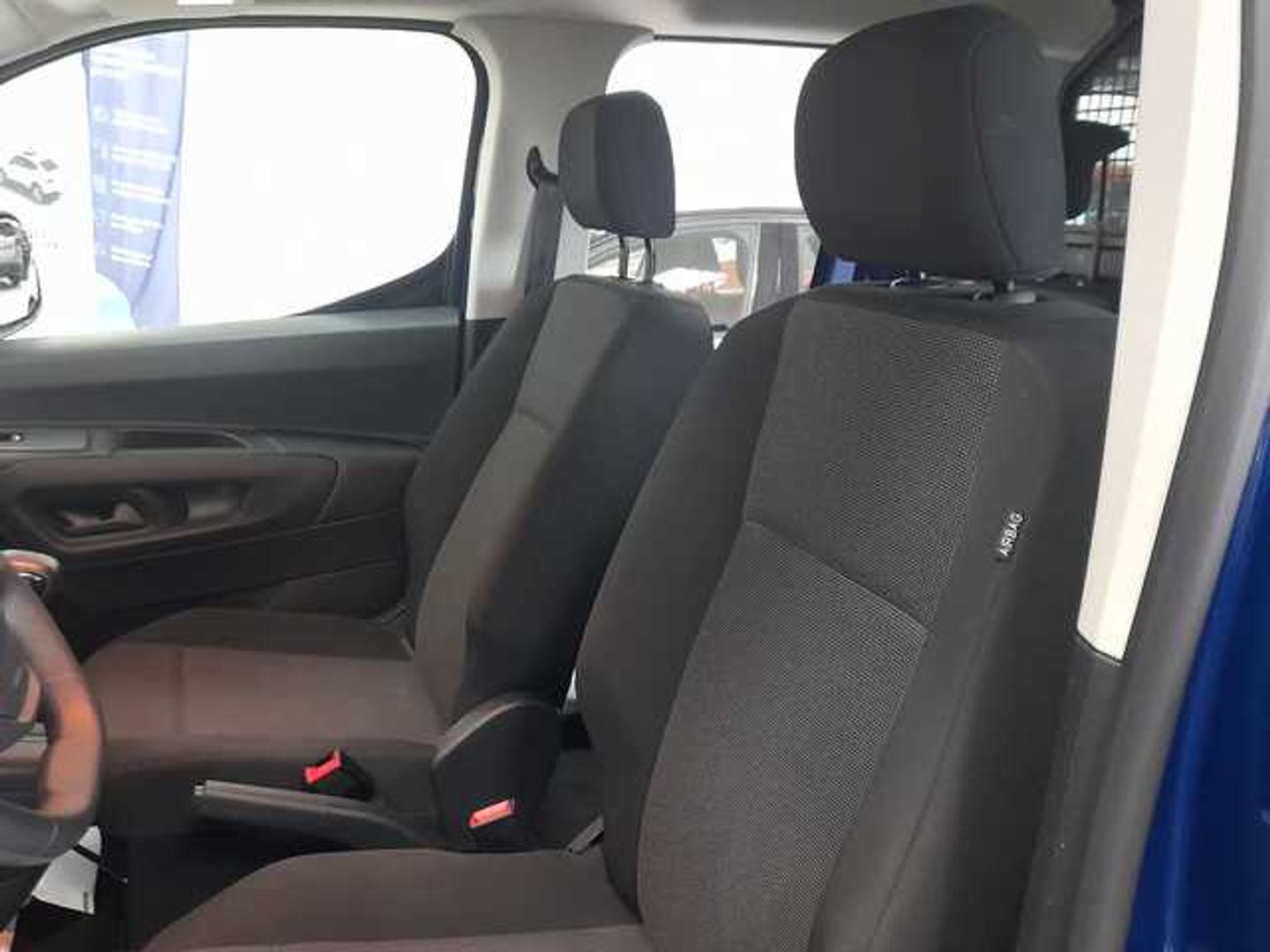 Peugeot Rifter Active Business Standard BlueHDi 73 kW (100 CV)