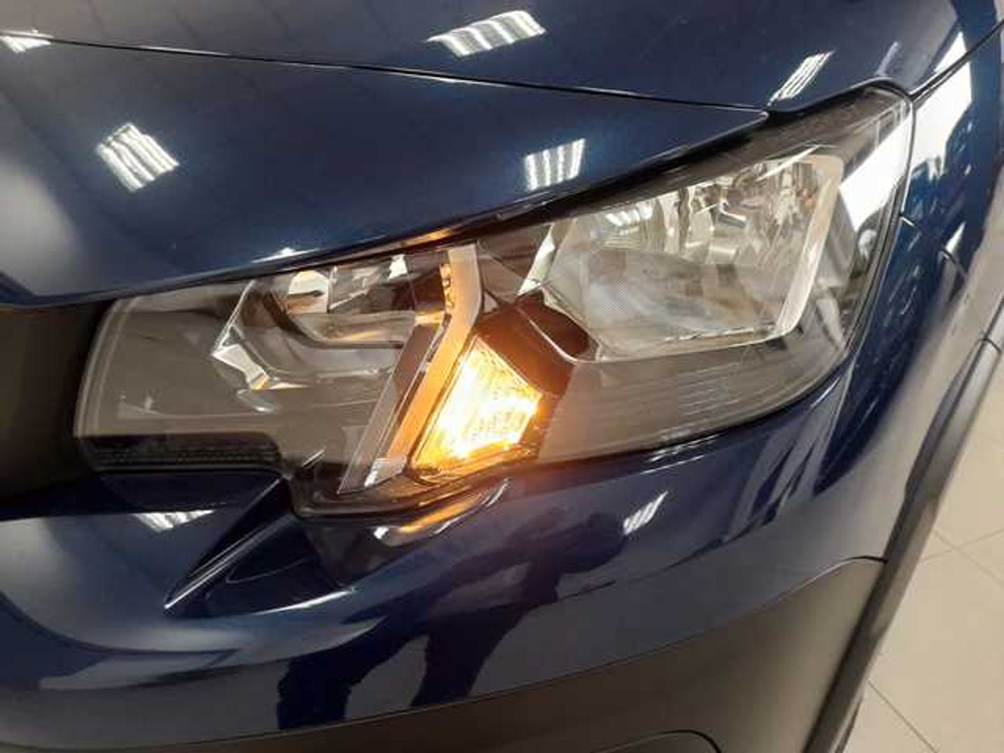 Peugeot Rifter Active Business Standard BlueHDi 73 kW (100 CV)