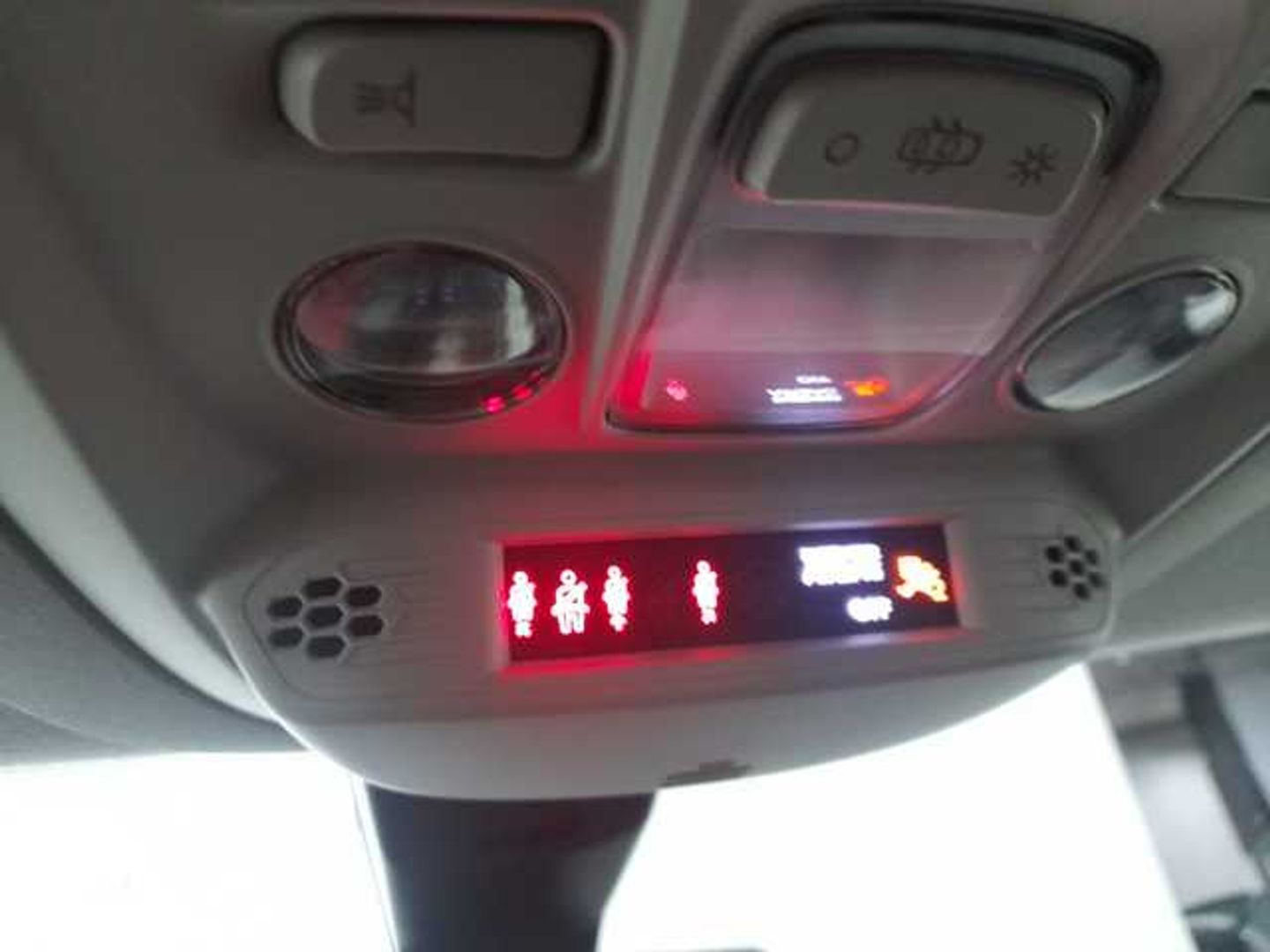 Peugeot Rifter Active Business Standard BlueHDi 73 kW (100 CV)