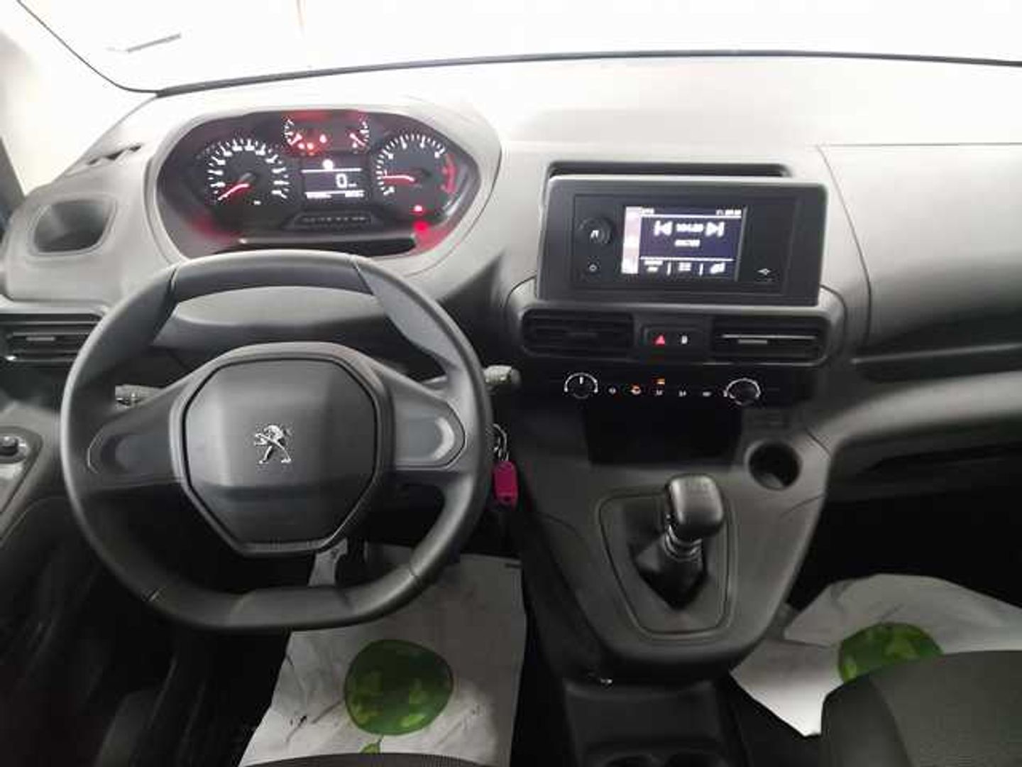 Peugeot Rifter Active Business Standard BlueHDi 73 kW (100 CV)