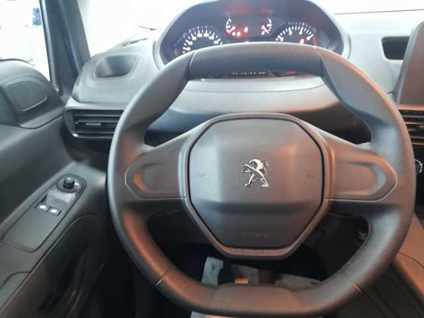 Peugeot Rifter Active Business Standard BlueHDi 73 kW (100 CV)