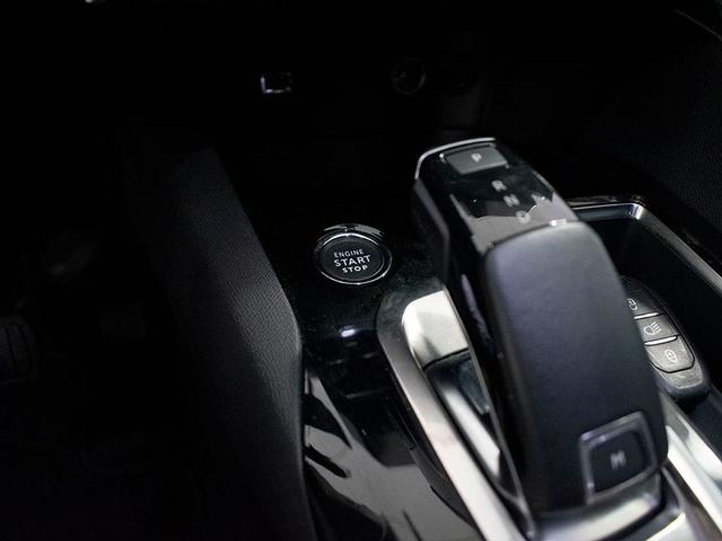 Peugeot 5008 BlueHDI 130 S&S Allure Pack EAT8 96 kW (130 CV)