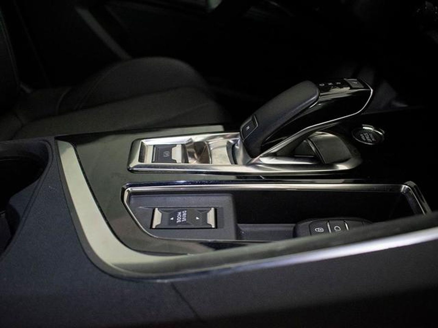Peugeot 5008 BlueHDI 130 S&S Allure Pack EAT8 96 kW (130 CV)