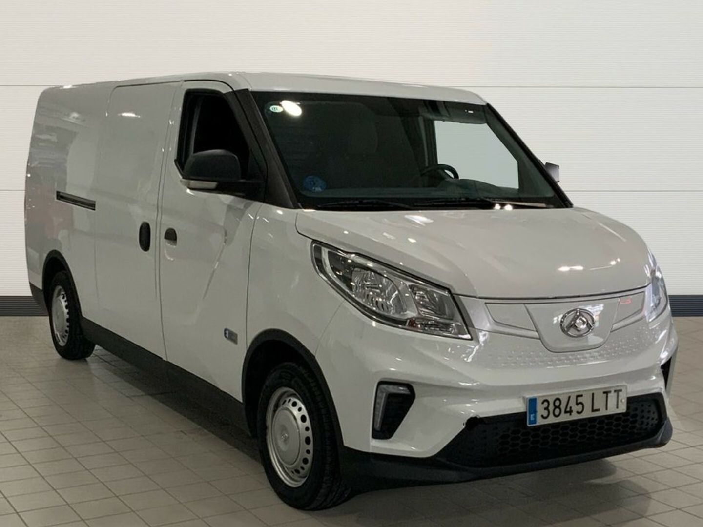 MAXUS eDeliver 3 LWB 35 kWh 90 kW (122 CV) Blanco Industrial