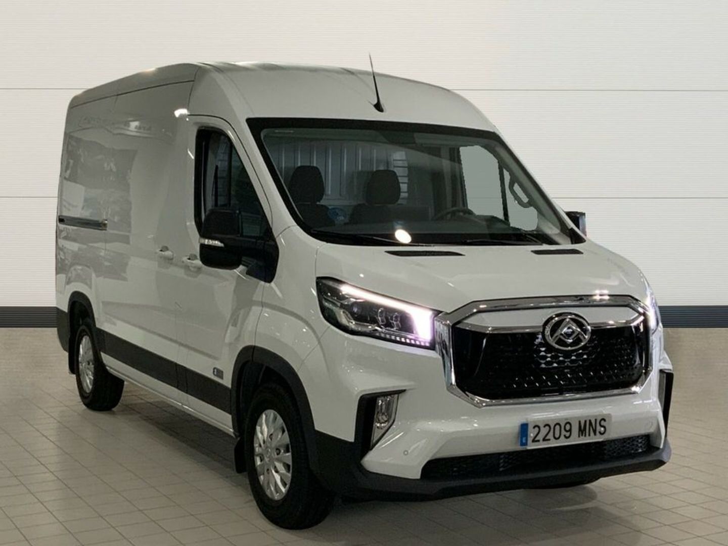 MAXUS eDeliver 9 L2H2 72 kWh 150 kW (204 CV) Blanco Industrial