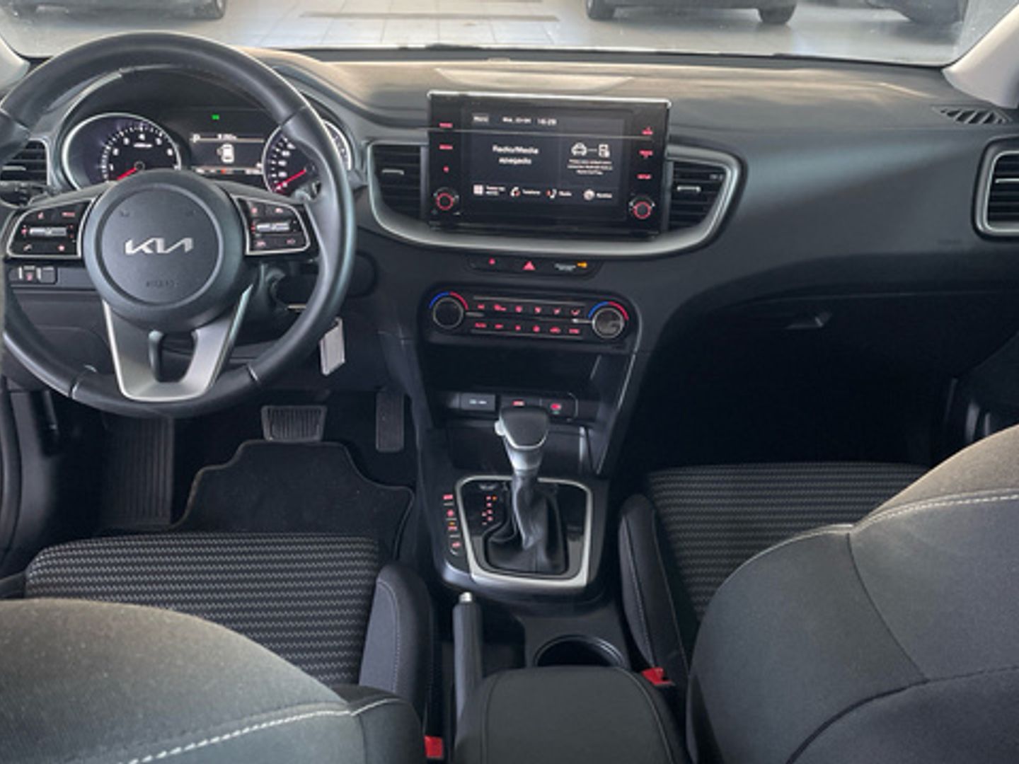 Kia Ceed 1.0 MHEV Drive DCT 88 kW (120 CV)