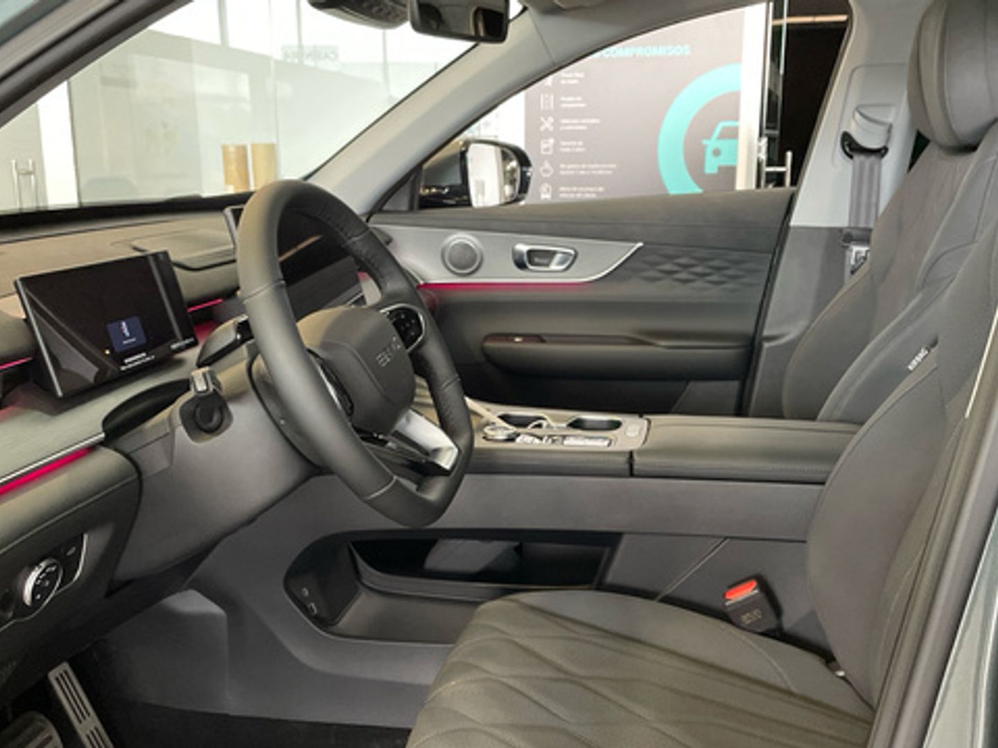 Ebro S800 1.6 TGDI Luxury DCT 108 kW (147 CV)