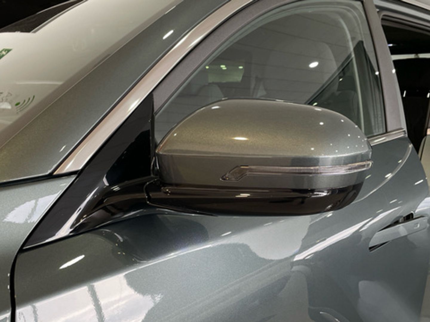 Ebro S800 1.6 TGDI Luxury DCT 108 kW (147 CV)