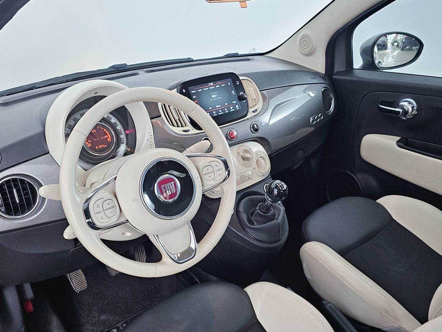 Fiat 500 1.0 Hybrid Dolcevita 51 kW (70 CV)
